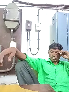 Hot-Parinda200 online show from 05-28-26, 08:00