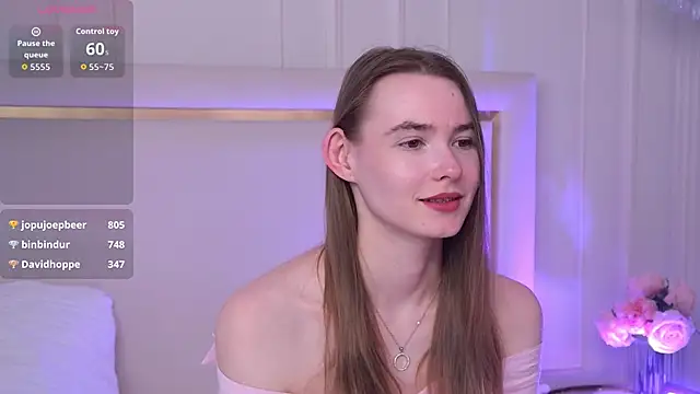 LillianYoung online show from 06-03-26, 02:33
