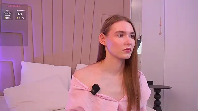 LillianYoung online show from 07-18-26, 06:17