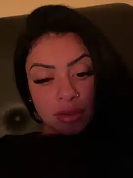 belababyy online show from 05-11-26, 01:00