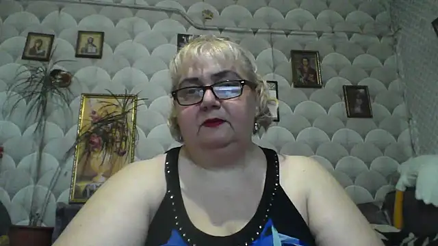 MarinaFarina53 online show from 05-25-26, 06:52