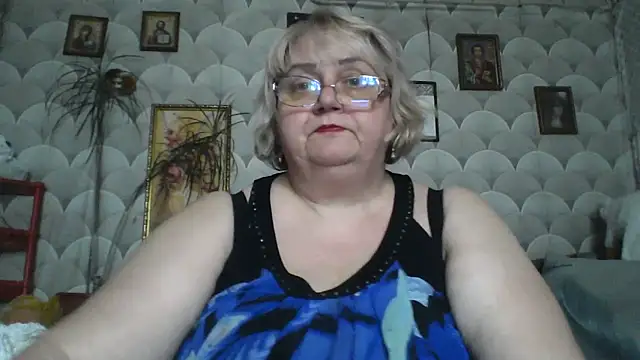 MarinaFarina53 online show from 05-26-26, 01:18