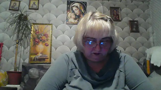 MarinaFarina53 online show from 05-27-26, 09:01