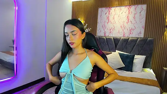Aisha Vex online show from 06-22-26, 12:24