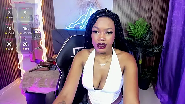 CRISTALBROKE TAY online show from 06-13-26, 07:23