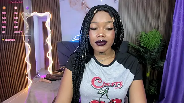 CRISTALBROKE TAY online show from 06-17-26, 07:04