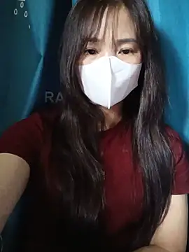 -Hena- online show from 05-18-26, 11:54