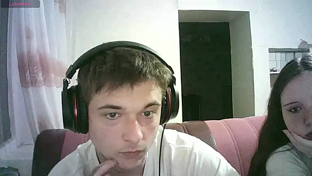 Snapshot of KittyFlicker chatting on 05-14-26, 05:09 KittyFlicker online show from 05-14-26, 05:09