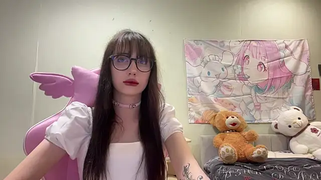 SleepyKristi online show from 05-28-26, 05:10
