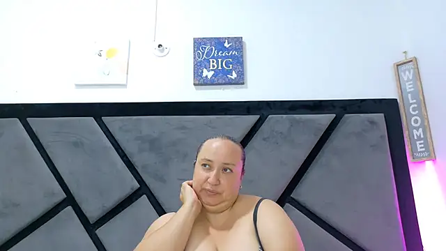 Natasha2603 online show from 07-04-26, 01:17