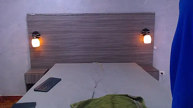 Dilan Hall online show from 05-29-26, 07:34