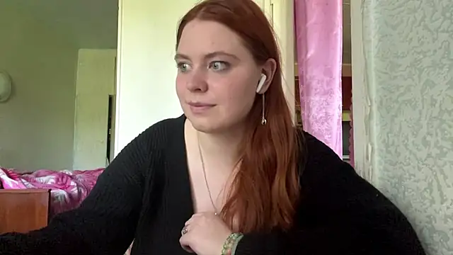 Violette Iguina online show from 05-27-26, 11:29