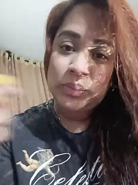 AriaGomez  online show from 05-25-26, 11:33