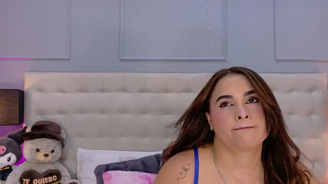DulceeGarcia online show from 07-09-26, 03:43