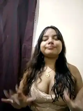 Daniela-Peruana online show from 06-02-26, 05:53