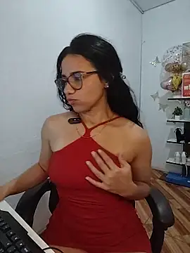 alanahot94 online show from 05-24-26, 12:26