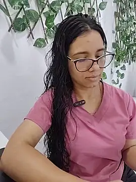 alanahot94 online show from 06-30-26, 04:19