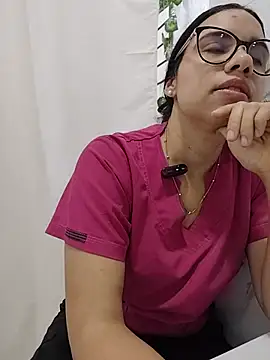alanahot94 online show from 07-04-26, 10:38