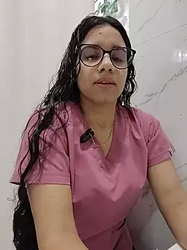 alanahot94 online show from 07-23-26, 05:00