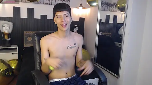 Snapshot of mateo_daza chatting on 05-20-26, 06:14 mateo daza online show from 05-20-26, 06:14