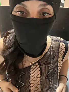StephanieRc online show from 05-25-26, 04:40