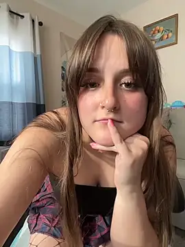 Snapshot of Hazel_Haze chatting on 05-29-26, 11:03 Hazel Haze online show from 05-29-26, 11:03