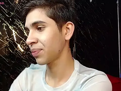 joshua saenz  online show from 06-01-26, 11:06