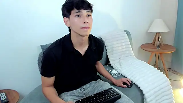 jacob colliins online show from 06-01-26, 03:52