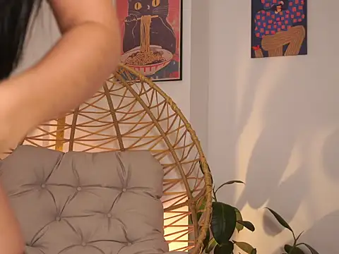 beauty latina online show from 06-14-26, 01:25