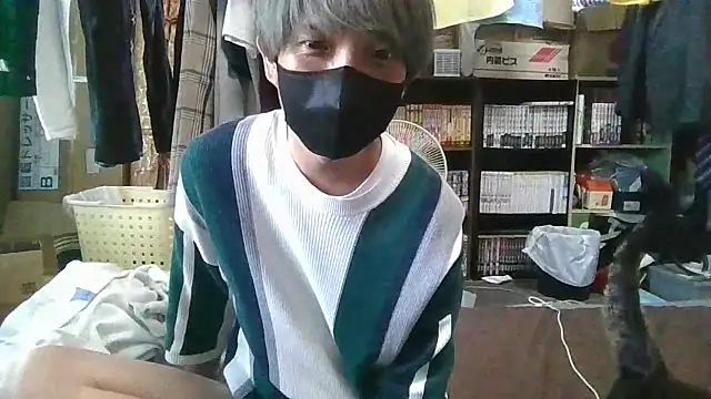 Snapshot of kazupan22 chatting on 05-25-26, 07:47 kazupan22 online show from 05-25-26, 07:47