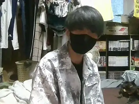 Snapshot of kazupan22 chatting on 05-27-26, 12:13 kazupan22 online show from 05-27-26, 12:13