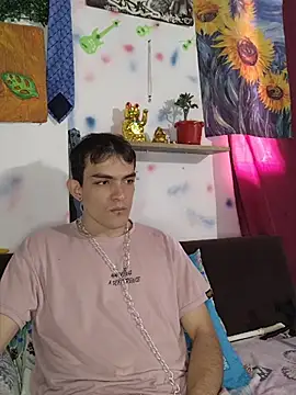 Maykiinn online show from 05-19-26, 02:23