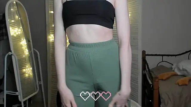 Snapshot of RinaSXY chatting on 05-19-26, 04:13 RinaSXY online show from 05-19-26, 04:13