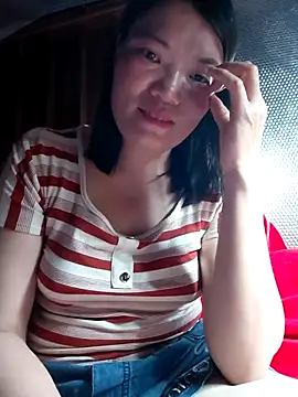 -Trici- online show from 05-18-26, 06:14