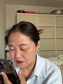 Snapshot of hannzn chatting on 05-22-26, 12:40 hannzn online show from 05-22-26, 12:40