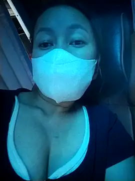 Snapshot of Min_nyy chatting on 05-16-26, 11:42 Min nyy online show from 05-16-26, 11:42