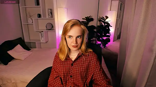 IrmaRonn online show from 06-03-26, 02:33