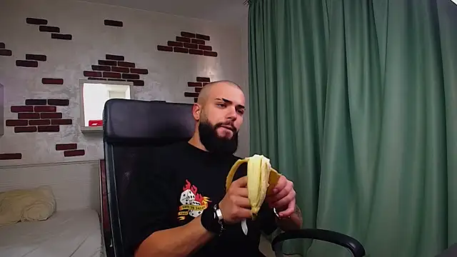 OscarWillss online show from 05-19-26, 04:08