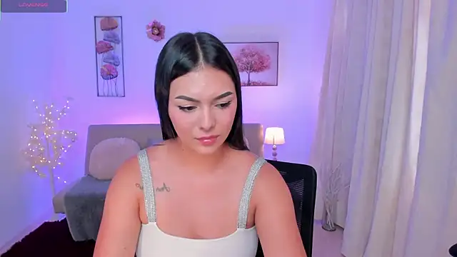 Emma Moretti1 online show from 05-19-26, 08:26