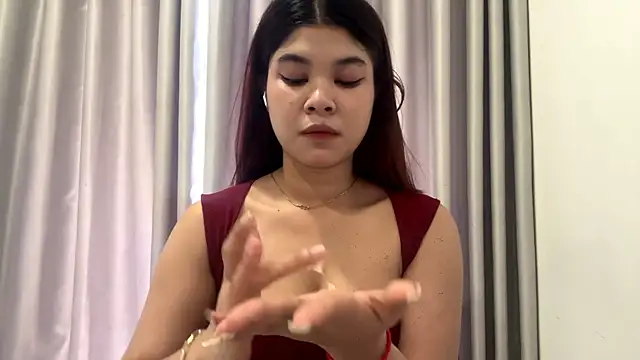 BellaVonarx online show from 05-23-26, 02:17