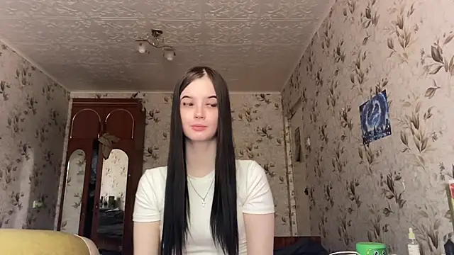 MilanaLush online show from 05-17-26, 06:44