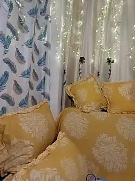 Trending-Desigirls online show from 06-18-26, 08:58