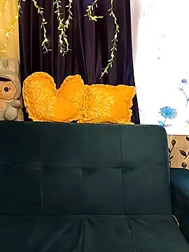 Trending-Desigirls online show from 07-01-26, 08:27