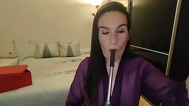 Snapshot of aurasensual69 chatting on 06-19-26, 10:35 aurasensual69 online show from 06-19-26, 10:35