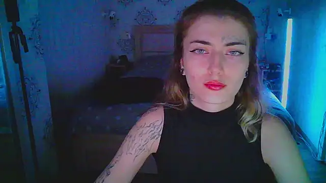 Snapshot of HarrisLola chatting on 05-10-26, 02:44 HarrisLola online show from 05-10-26, 02:44