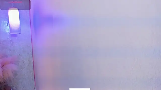 Littlee Mia online show from 06-10-26, 03:44
