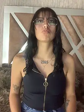 Gaby Pinkk online show from 05-20-26, 04:24