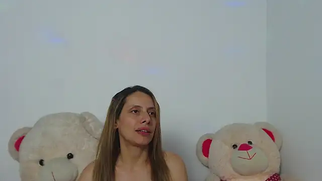 Natalia Dahlia online show from 05-27-26, 01:57