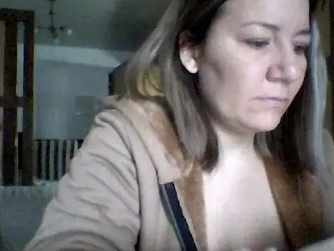 AllisonLove2 online show from 06-04-26, 04:02