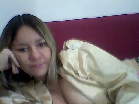 AllisonLove2 online show from 06-09-26, 02:23